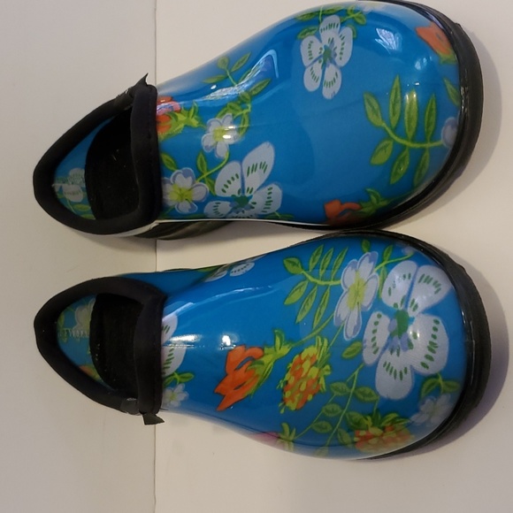 Sloggers Floral Slip On Gardening Shoes Womens Size 7 - Picture 2 of 7